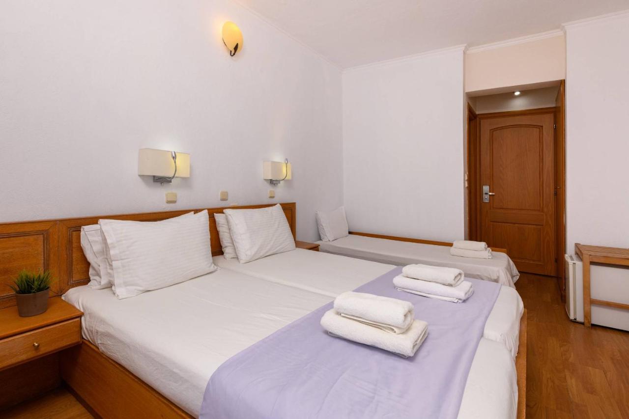 Possidon Hotel Лименас Екстериор снимка